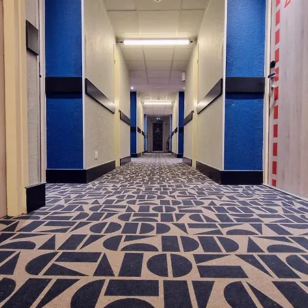 Ibis Budget Lille En Baroeul Отель