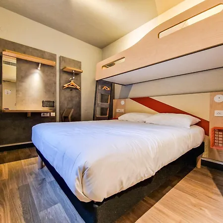 Ibis Budget Lille En Baroeul Отель Марк-ан-Барёль