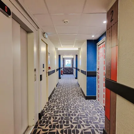 Ibis Budget Lille En Baroeul Отель Марк-ан-Барёль