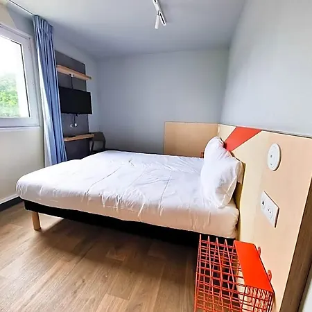 Ibis Budget Lille En Baroeul Hotel